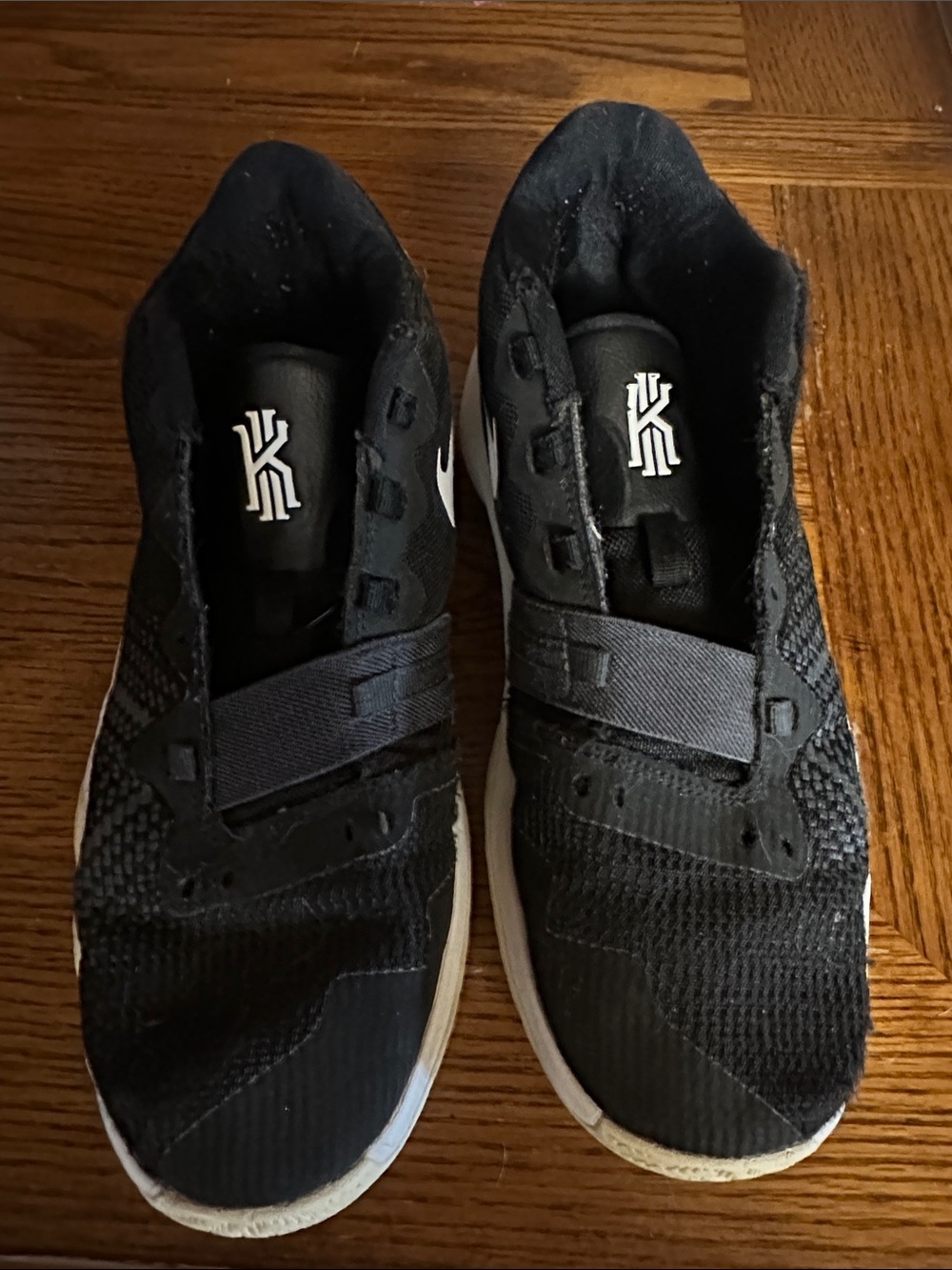 Nike Black Kids' Kyrie Basketball Sneakers